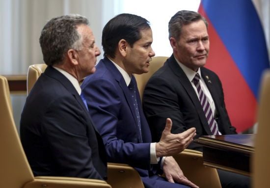 У Саудівській Аравії почалася зустріч делегацій РФ та США - журналістів не пустили 