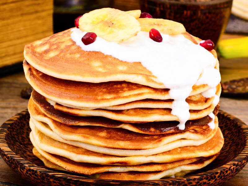 Змішайте ці інгредієнти – й оладки вийдуть пишними і смачними. Рецепт Клопотенка