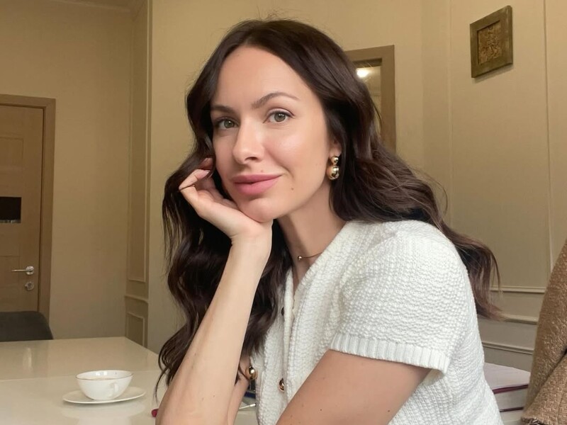 "Навіть якщо не вийду заміж, народжу сина". Друга дружина Остапчука заявила про намір стати матір'ю