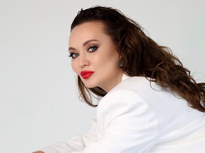 Саліванчук знялася в купальнику зі стрингами