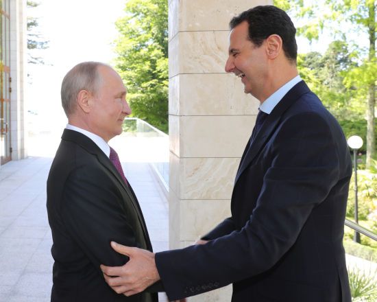 Нова влада Сирії висунула Путіну вимогу щодо президента-втікача Асада – Al Arabiya