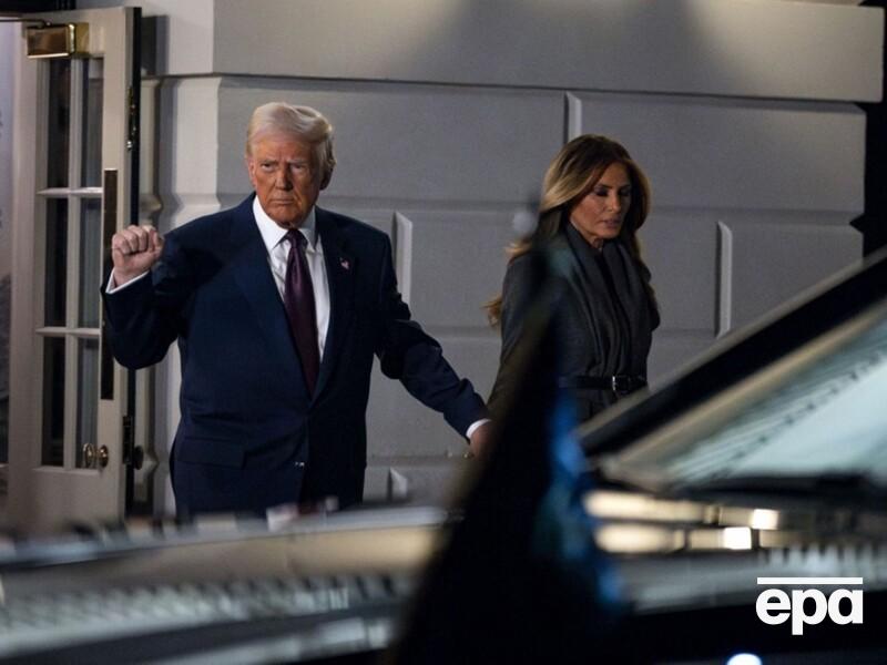 Повільно аплодувала з "несхваленням на обличчі". Реакція дружини Трампа на його промову завірусилася в мережі