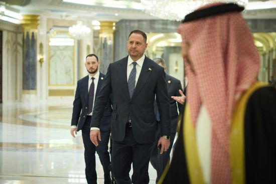 Україна не обговорювала з США питання територіальних поступок - радник ОП