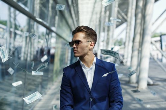 Як стати багатим, не маючи стабільної роботи: 4 простих кроки до фінансової свободи