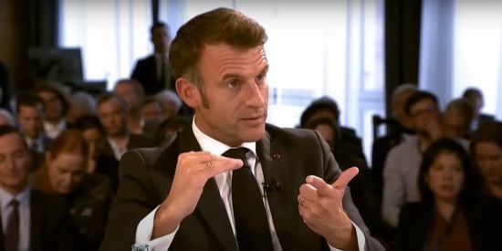 РФ має припинити тяганину: Макрон прокоментував реакцію Путіна на пропозицію США припинити вогонь