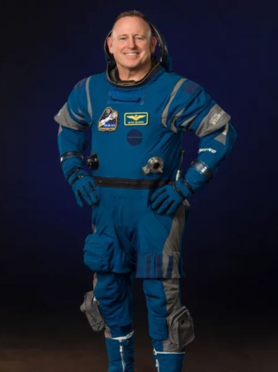 Донька астронавта NASA, який "застряг" у космосі на дев'ять місяців, розповіла про його стан