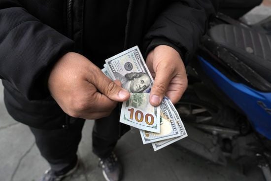 Курс валют на 3 березня: скільки коштують долар, євро і злотий