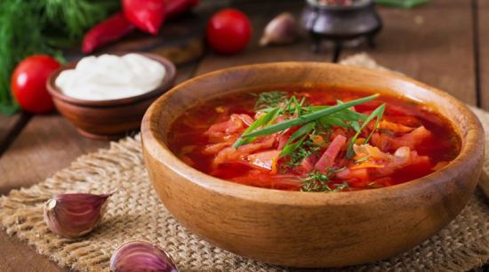 Як прибрати кислоту з борщу: не лише цукром