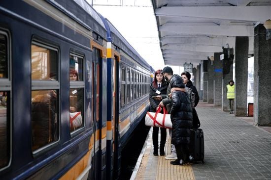 "Укрзалізниця" зазнала масштабної кібератаки: як купити квиток і поїхати