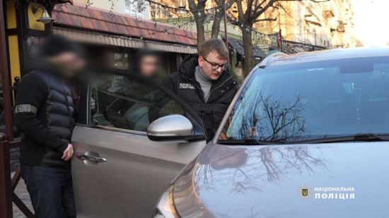 Зловживали впливом: в Одесі затримано двох військовослужбовців