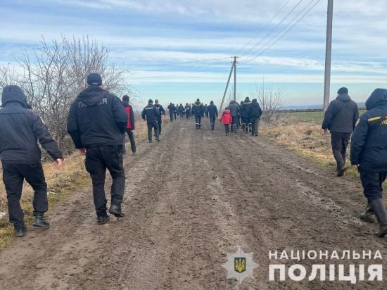 Пес грів дитину всю ніч: стала відома доля загубленого хлопчика на Вінниччині