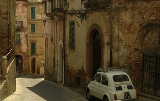 В Італії продають будинки за ціною горнятка кави