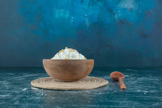 Чи треба накривати кришкою каструлю під час варіння рису: про це майже ніхто не знає