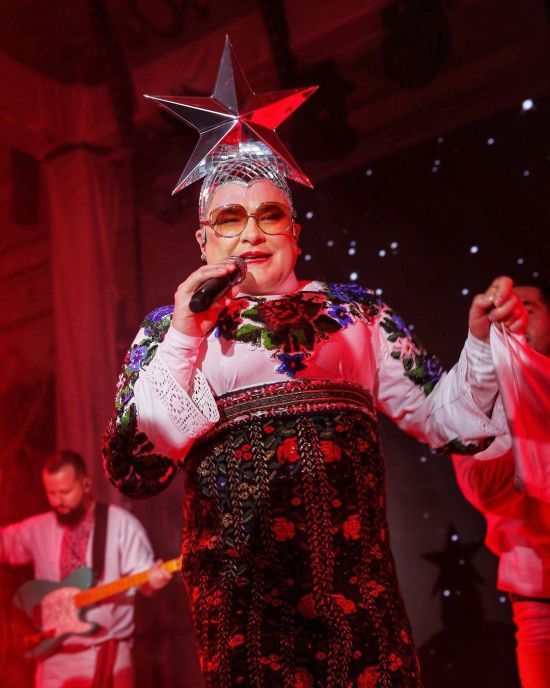 Вєрку Сердючку з бендом не випустили за кордон: у команді артистки прокоментували