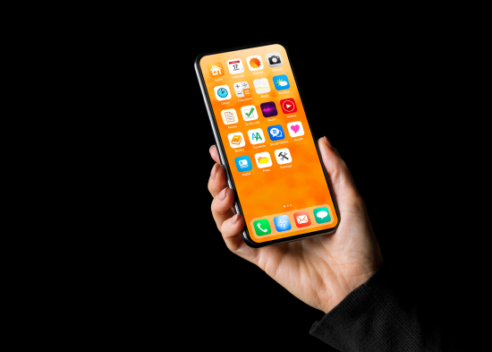 Фахівці пояснили, як дізнатися, чи стежать за вашим телефоном: подробиці