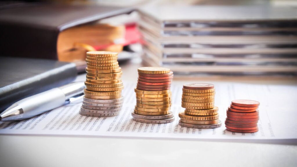 Податок на нерухомість: скільки потрібно заплатити власникам і продавцям житла