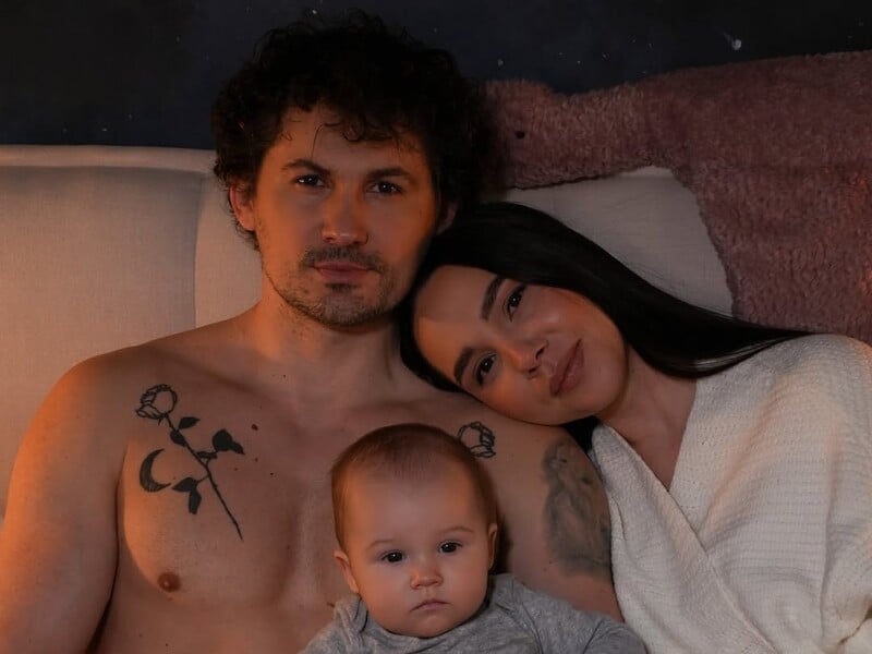 Дружина Кота припустила, чому в їхньої восьмимісячної доньки виникають судоми