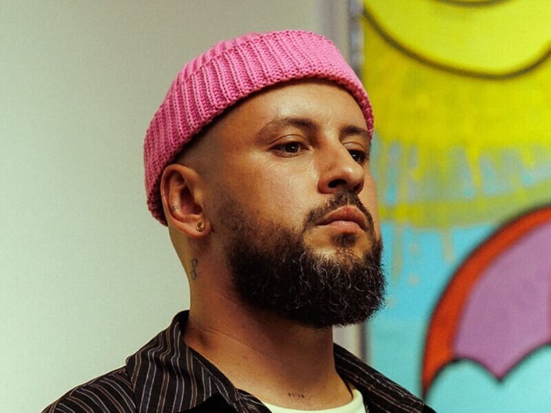 Monatik показав, як відома американська художниця малювала афішу на його шоу Monatik показав, як відома американська художниця малювала афішу на його шоу