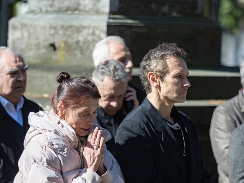 Літера Псі як символ духовної сили. У Львові встановили пам'ятник на могилі Івана Вакарчука. Фото