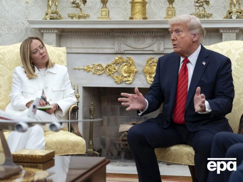 Вираз обличчя Мелоні під час зустрічі з Трампом став вірусним у мережі. Найяскравіші реакції й фото