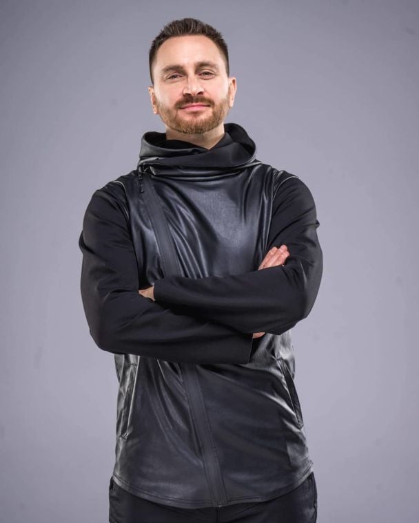 Відомий український співак закрутив роман через рік після скандального розлучення