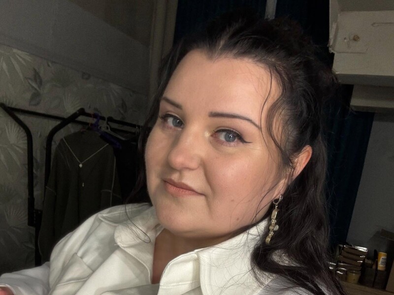 alyona alyona пояснила, чому спить зі своїм бойфрендом під різними ковдрами