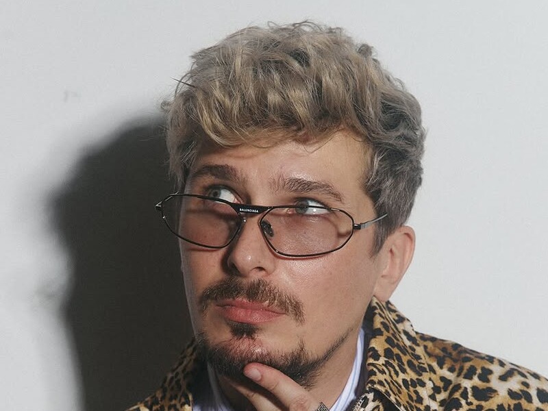 Позитив показав, чиє фото має на заставці телефона