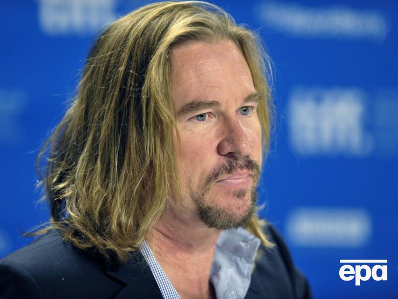 Виконавець ролі Бетмена Кілмер помер від пневмонії в 65 років Виконавець ролі Бетмена Кілмер помер від пневмонії в 65 років