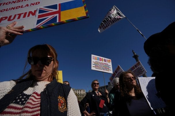 Європа долучилася до протесту проти Трампа: фото