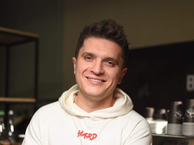 Анатолій Анатоліч показав, як змінився за 13 років. Фото тоді й зараз