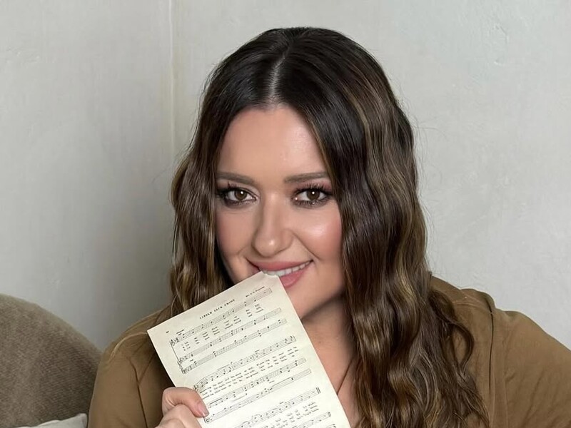 Могилевська показала, як разом із молодшою донькою готувалася до Великодня. Відео