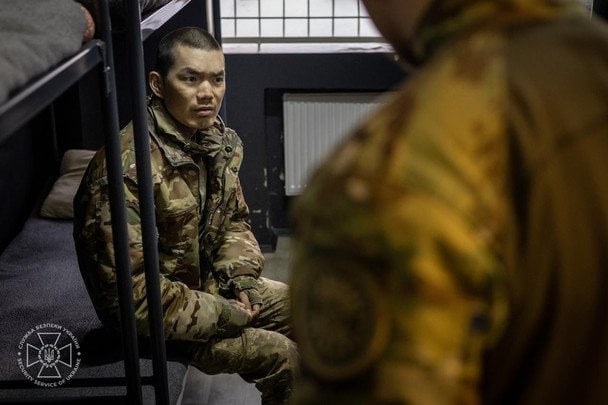 СБУ провела перші допити військовополонених з Китаю: що відомо (фото)