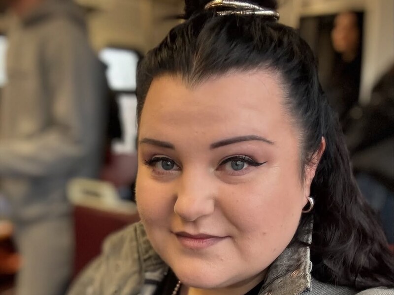 alyona alyona розповіла, скільки грошей витрачає за місяць