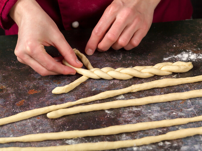 Як зробити декор для паски у вигляді колосків. Відео