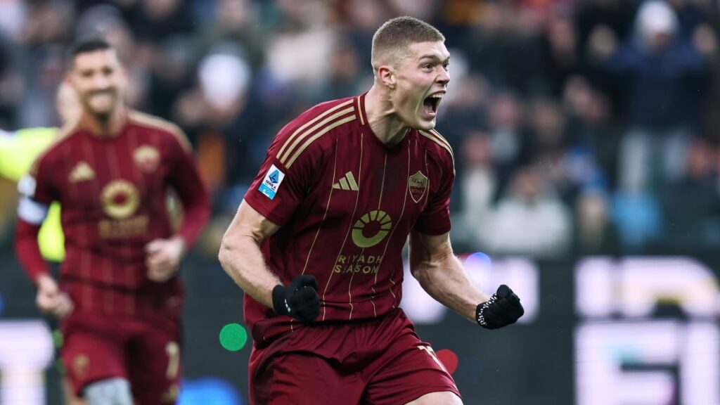 Артем Довбик вперше став гравцем місяця в Серії А