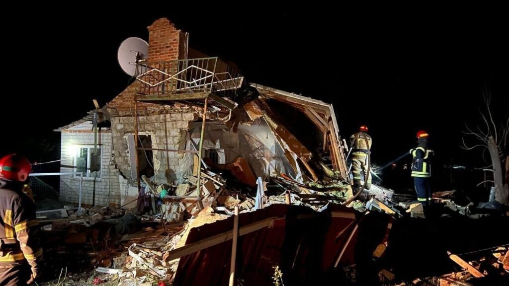 Атака на Дніпропетровщину: загинула 12-річна дівчинка, 6-річна – постраждала