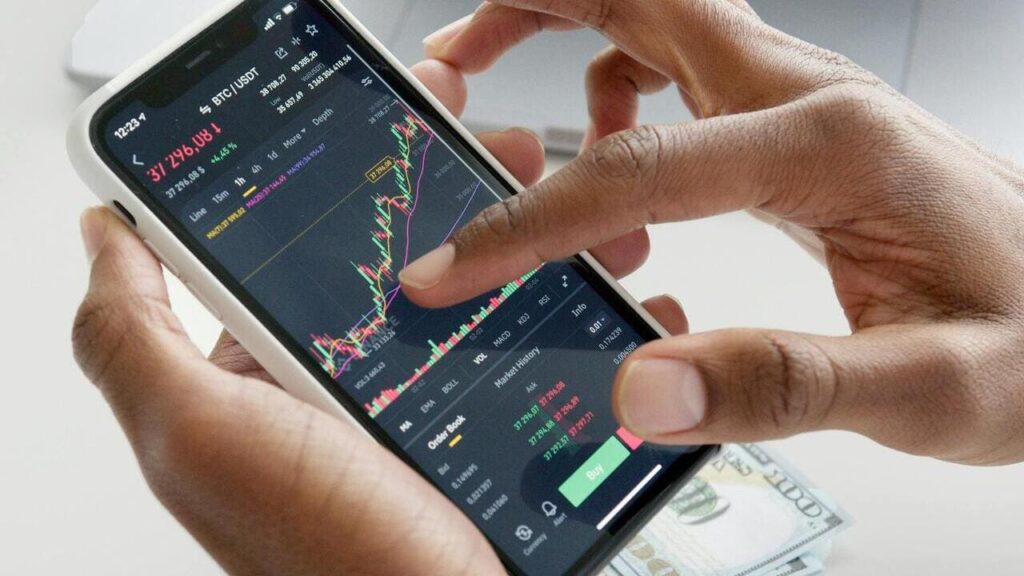 Економіст пояснив, що буде, якщо Україна оголосить дефолт, і чи можливо це