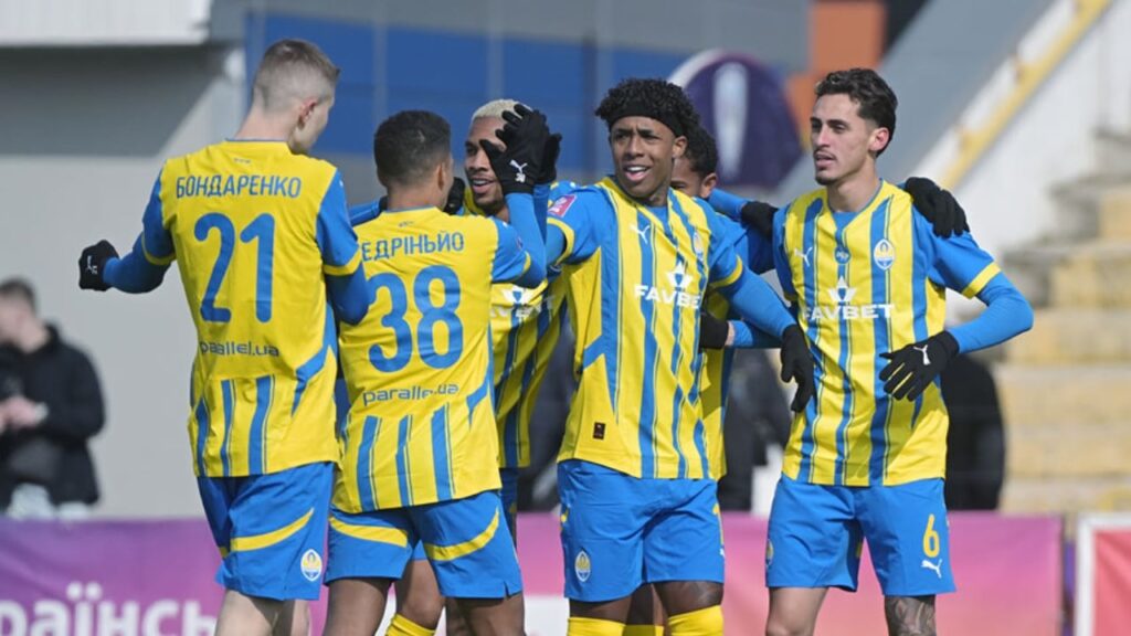 Шахтар розгромив ЛНЗ і наблизився до лідерів таблиці УПЛ