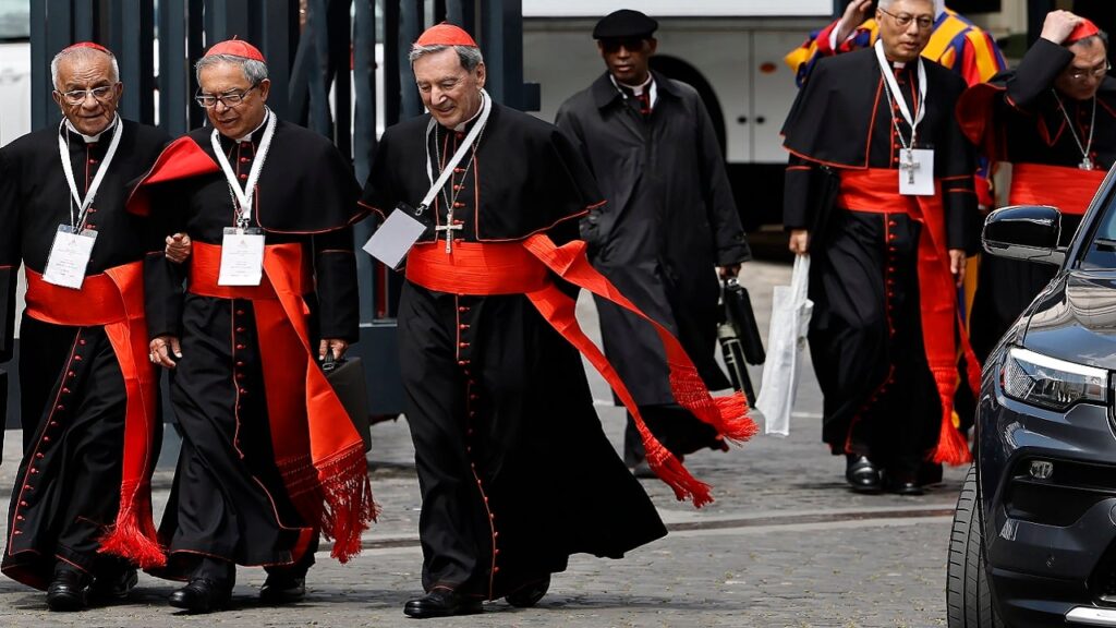 Конклав для обрання нового Папи Римського збереться 7 травня