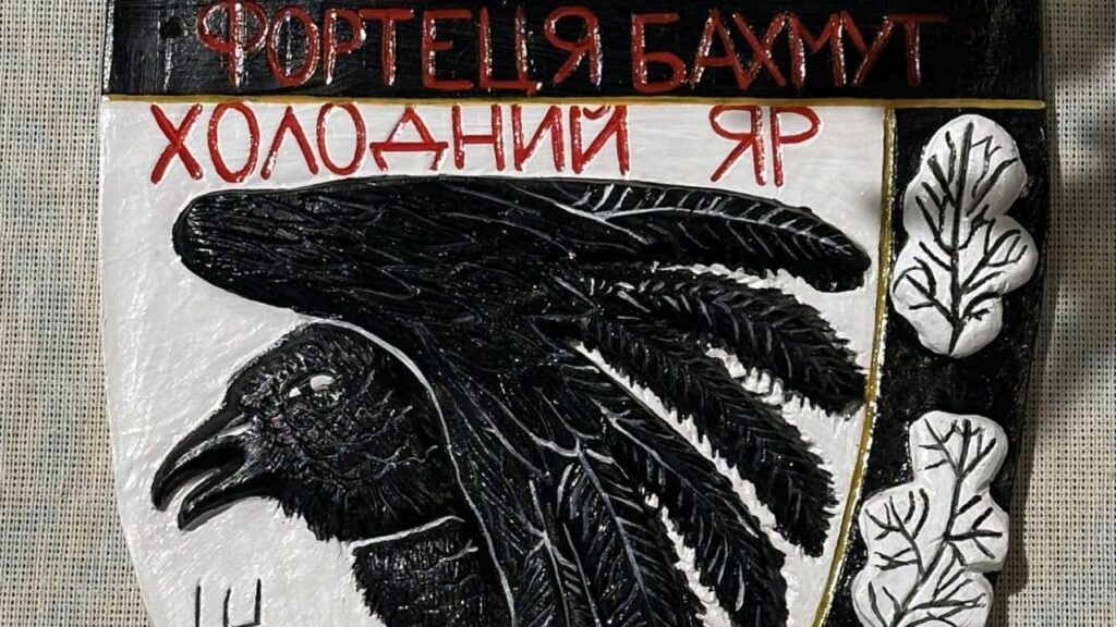 Замість зброї — глина: терапія, яка допомагає ветерану подолати травму