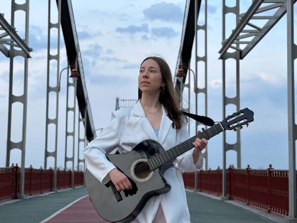 Три роки болю, любові і сили – SOULTINA ділиться серцем у «Єдиній країні» Три роки болю, любові і сили – SOULTINA ділиться серцем у «Єдиній країні»