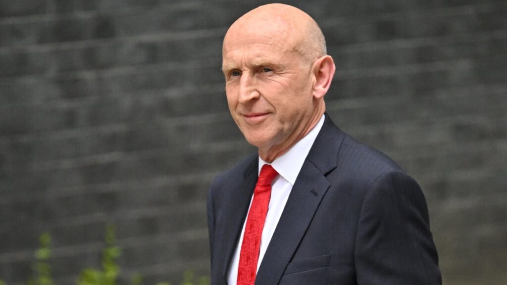 Військові Британії не наближатимуться до лінії фронту, а зосередяться на навчанні ЗСУ – Telegraph