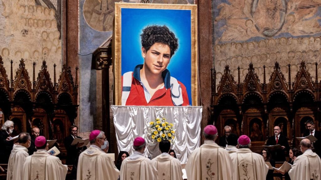 Канонізацію першого святого-міленіала відклали: чому Ватикан ухвалив таке рішення