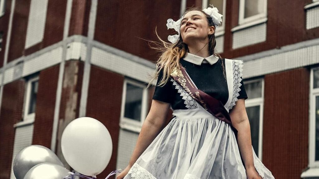 Коли буде останній дзвоник в Україні та чи навчатимуться школярі у червні