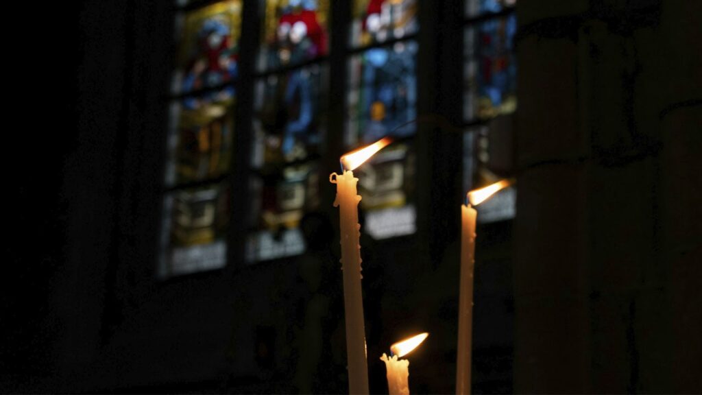 Сходження Благодатного вогню-2025: трансляція з Єрусалиму