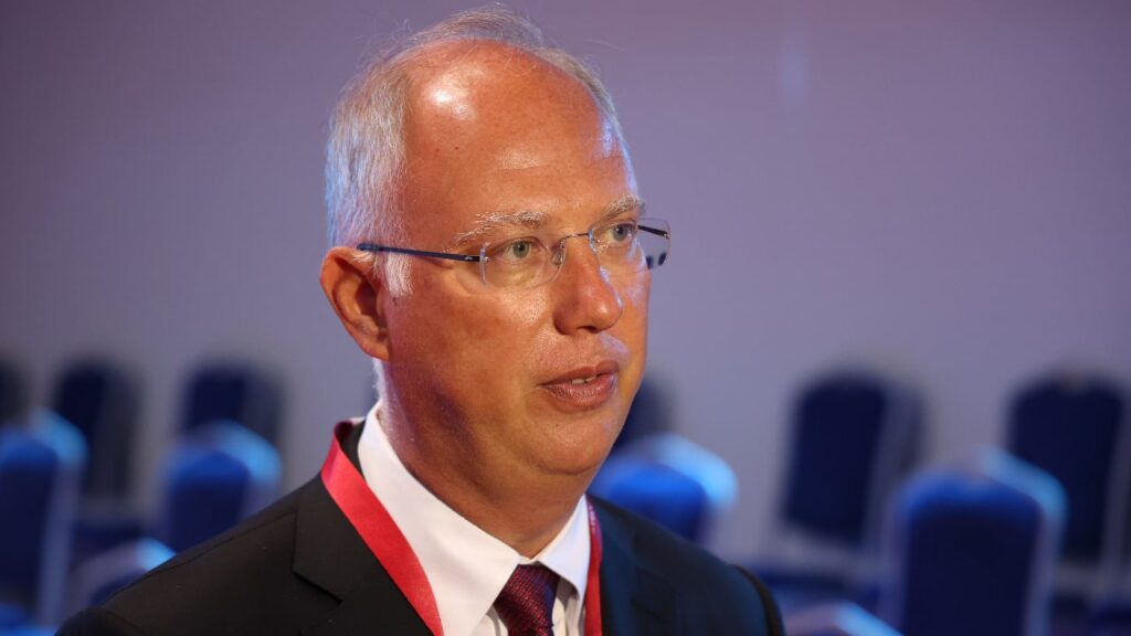 Вашингтон чекає, коли парламентер РФ відзвітує Путіну після візиту до США – Bloomberg