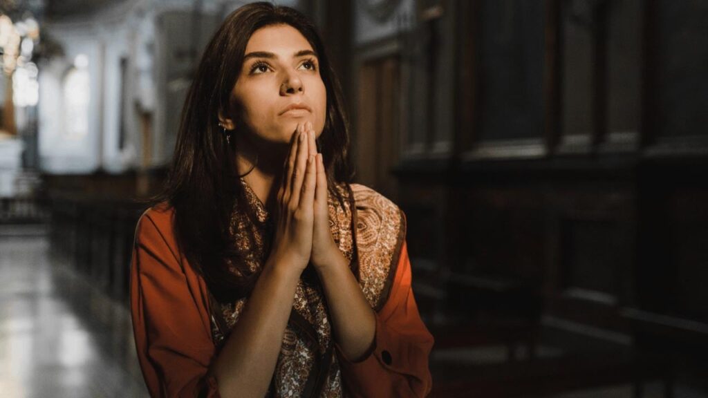 Молитви на Страсний тиждень: тексти і як правильно звертатися до Бога