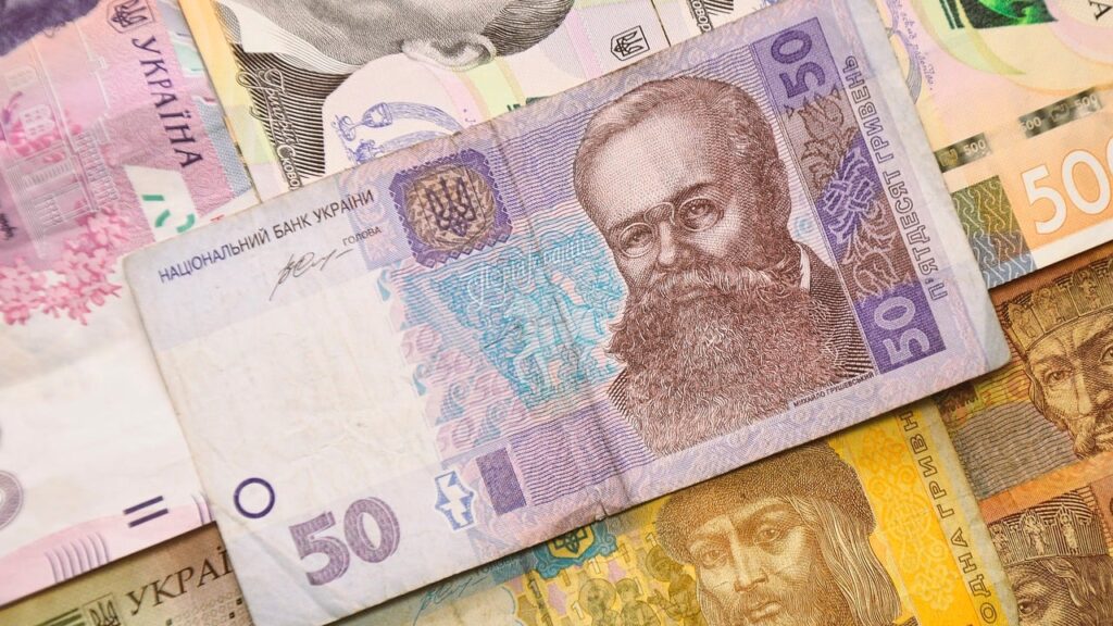 Чому не надходять гроші ВПО – причини затримки виплат