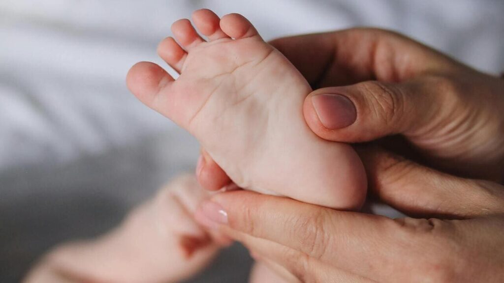 $5 тис. виплат при народженні: чи покращить це демографічну ситуацію у США