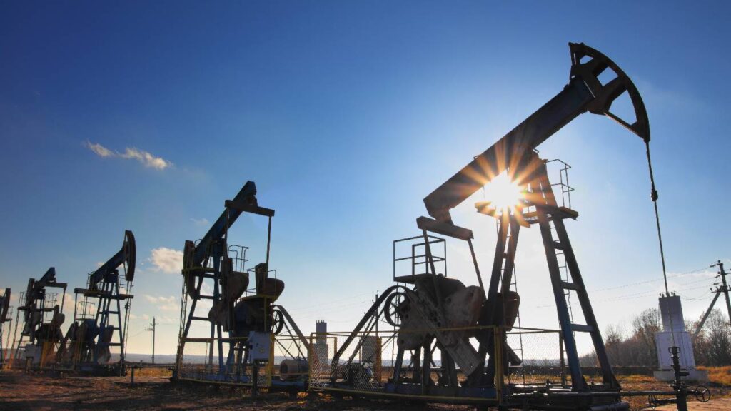 Чехія вперше стала незалежною від нафти з Росії – прем’єр Фіала